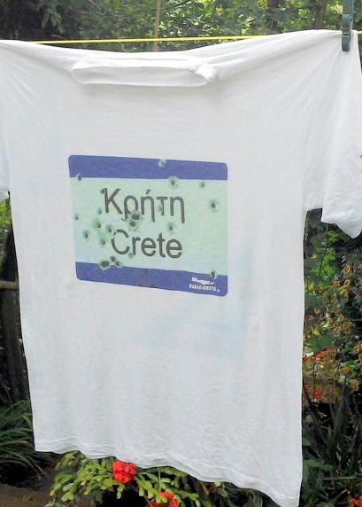 kopie-von-kreta-t-shirt-ortsschild-radio
