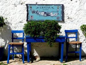 kreta-tisch-und-stuehle