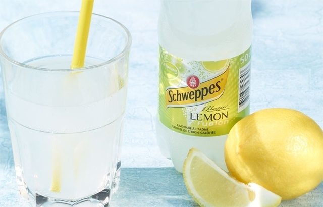 Schweppes Limonade