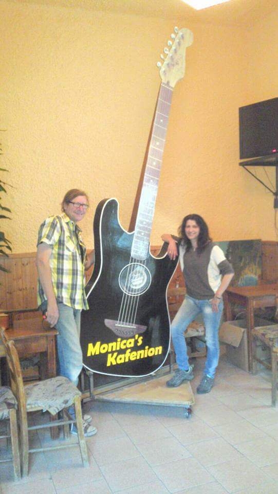 Gitarre Monica Kafenio