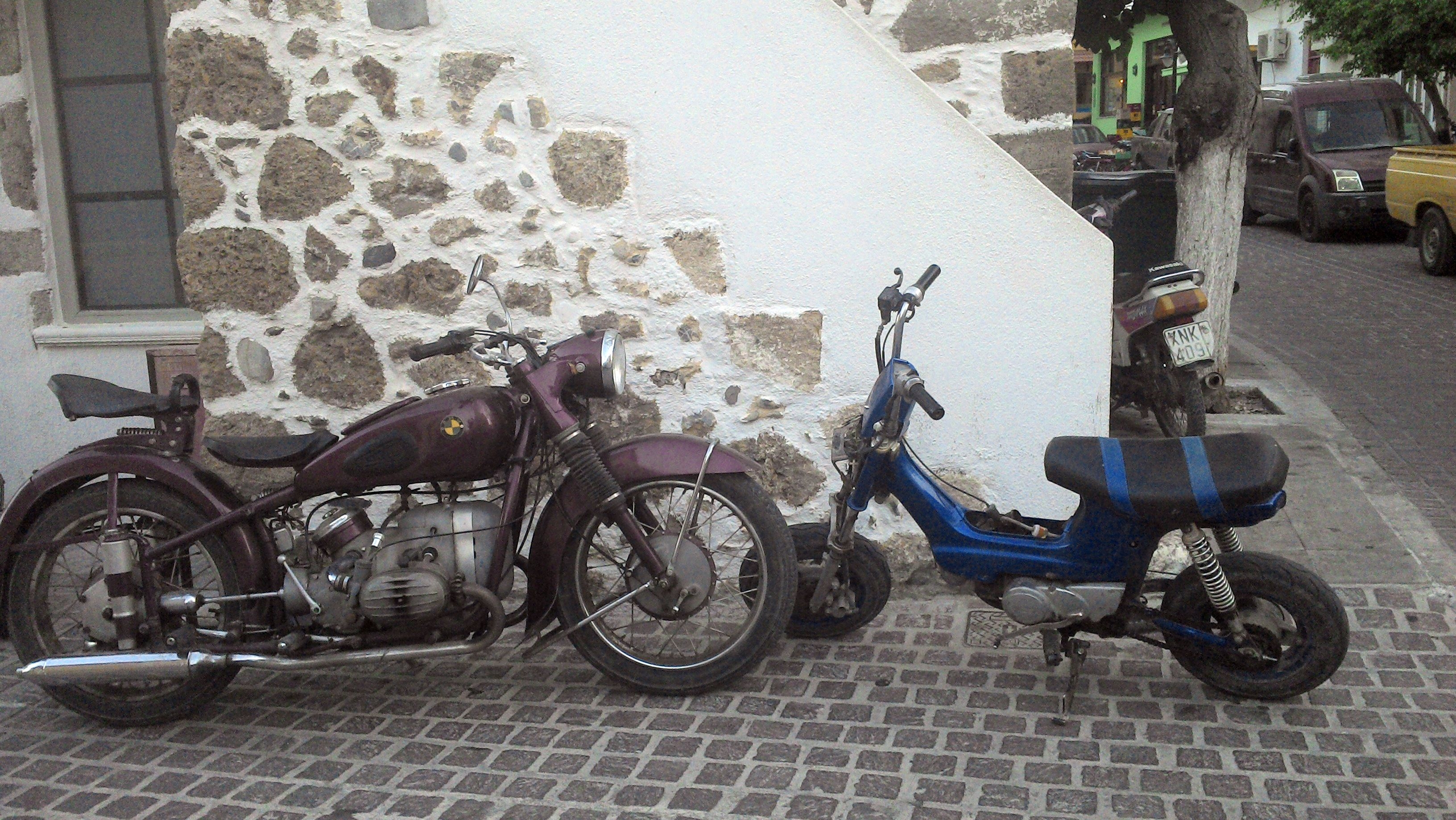 BMW und Mini Moped