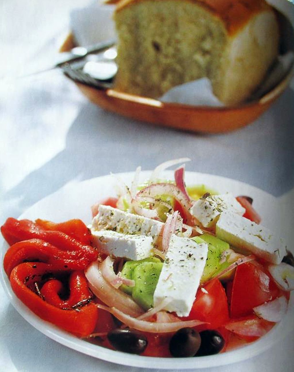 Aus dem Kochstudio: ein bunter Gemüsesalat. | Radio Kreta